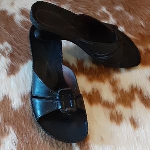Clarks Artisan Black sandals sz 7.5